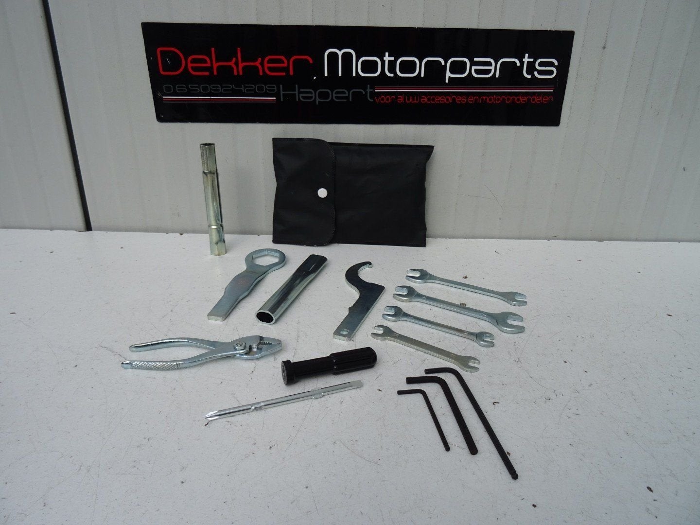 Gereedschapset / Tool kit Yamaha YZF R1 2004-2005-2006 RN12, Motoren, Gebruikt, -, -, Ophalen of Verzenden