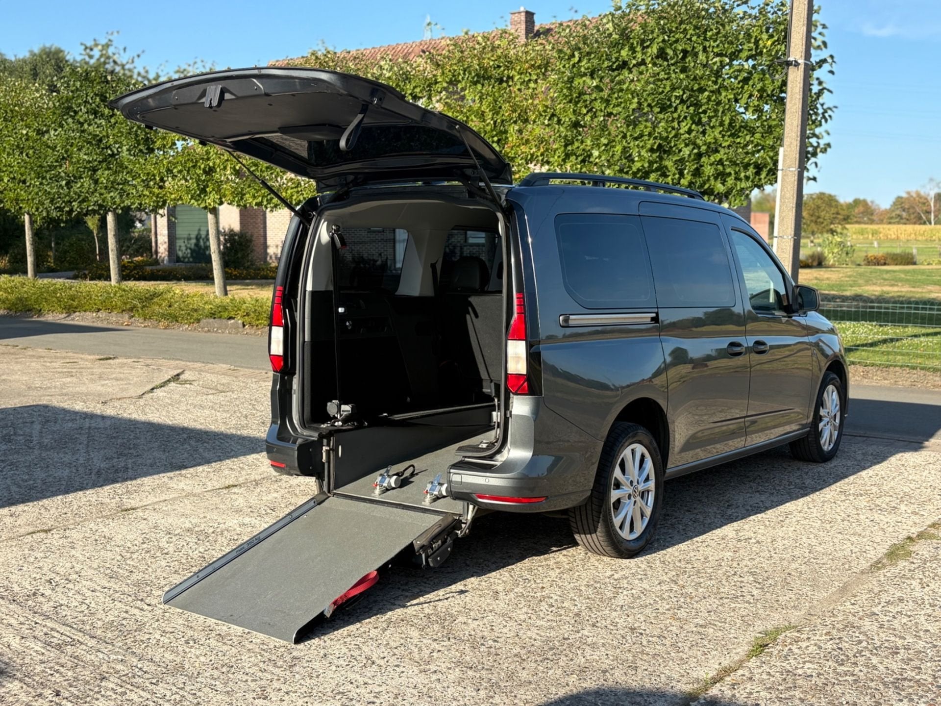 Volkswagen Caddy 2.0TDI DSG Rolstoel Invalide TPMR, Autos, Argent ou Gris, Achat, 140 g/km, Euro 6