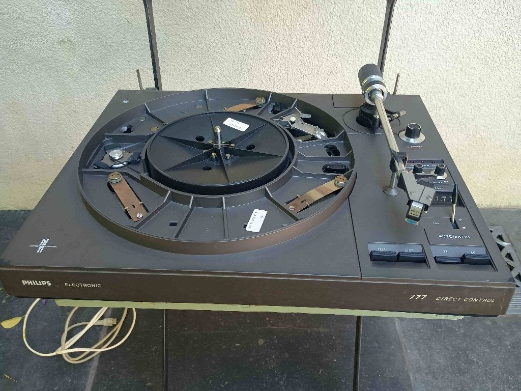 vintage platenspeler Philips 777, Audio, Tv en Foto, Platenspelers, Ophalen, Philips, Pitch-regelaar, Refurbished