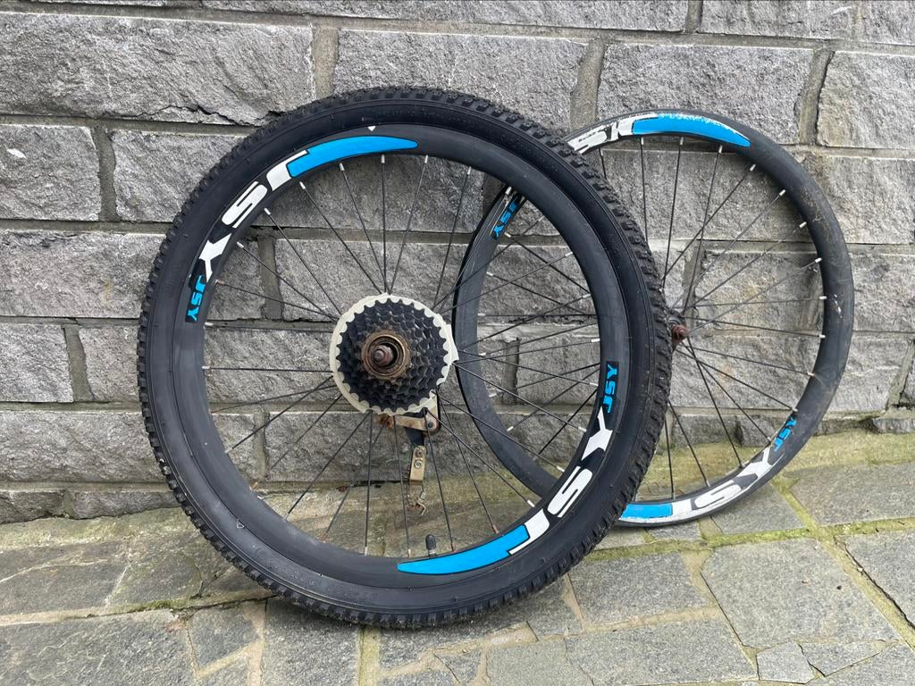 Wielen, Fietsen en Brommers, Ophalen, Zo goed als nieuw