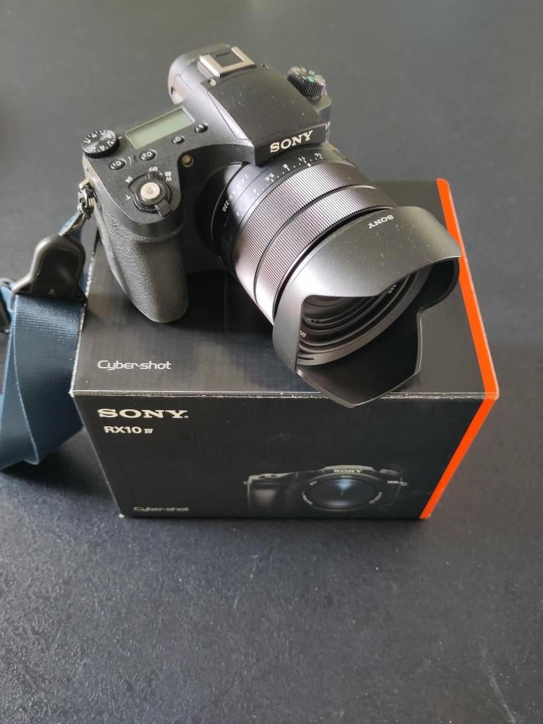 Sony RX10 Mark IV, Compact, Zo goed als nieuw, Sony, Ophalen