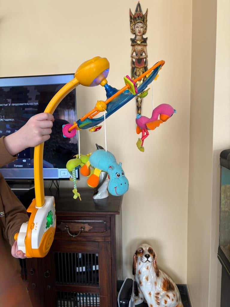 Tiny love muziekmobiel, Ophalen, Zo goed als nieuw