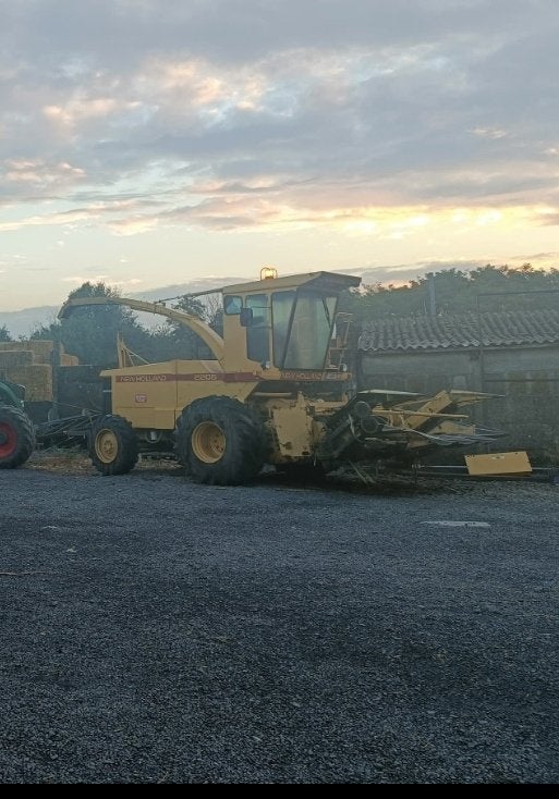 Ensileuse New Holland 2205, Zakelijke goederen, Landbouw | Tractoren, Ophalen, Gebruikt, New Holland