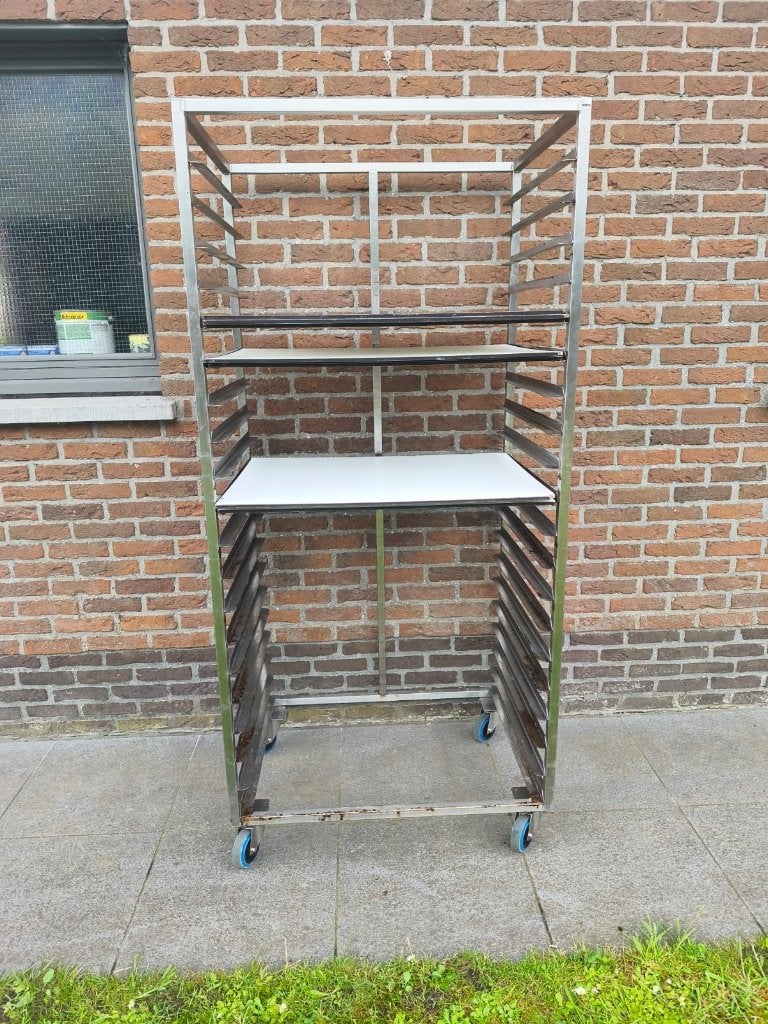 Regaalwagen bakkerij, Ophalen, Gebruikt, Bakkerij en Slagerij