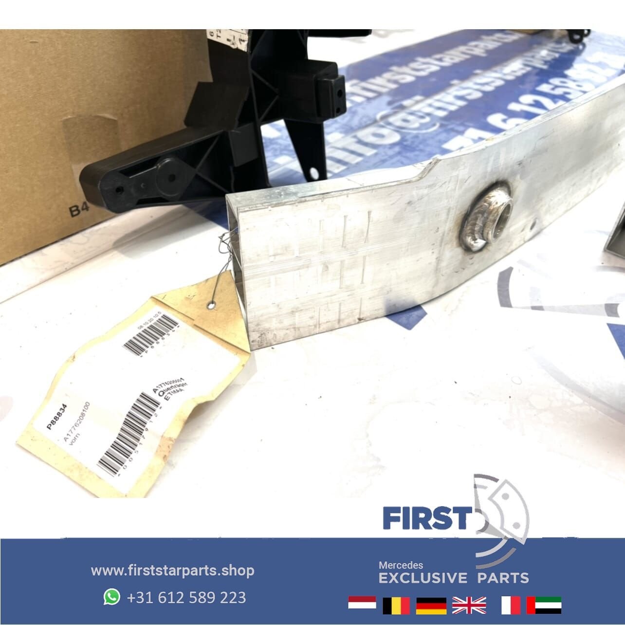 X247 GLB KLASSE VOORFRONT Mercedes GLB35 AMG KLASSE 2018-202, Gebruikt, -, Voor, Ophalen of Verzenden