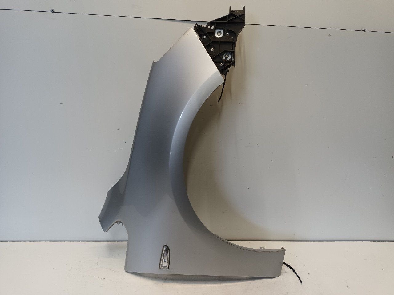 Spatbord rechts voor Opel Astra, Onderdelen@venauto.nl, Van der Ven Autorecycling B.V., Ettenseweg 76, 4706 PB Roosendaal, The Netherlands
