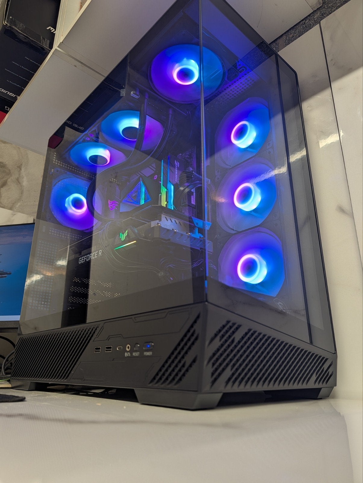 PC GAMER, Comme neuf