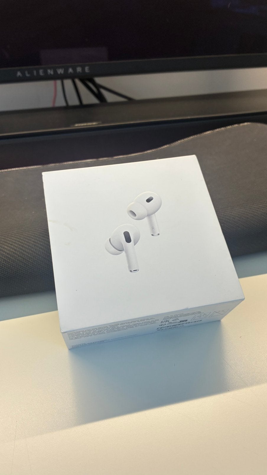Air Pods Pro 2 avec port USB-C, Enlèvement ou Envoi, Comme neuf