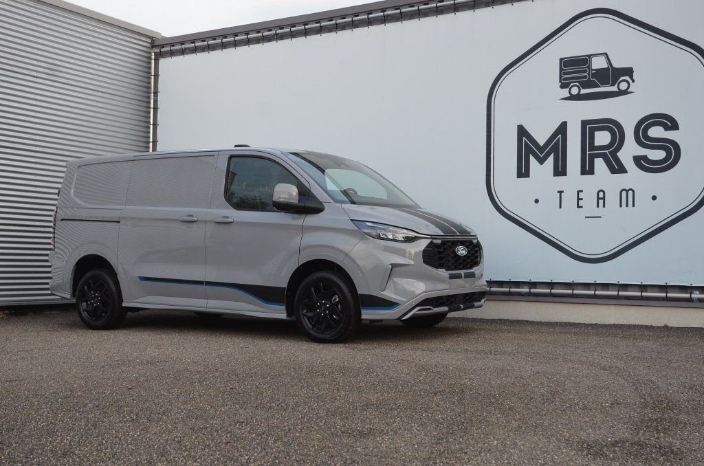 Ford Transit Custom- SPORT- L1-Autom-Camera-Nieuw- 35990+BTW, Auto's, Bestelwagens en Lichte vracht, Bedrijf, Te koop, ABS, Achteruitrijcamera