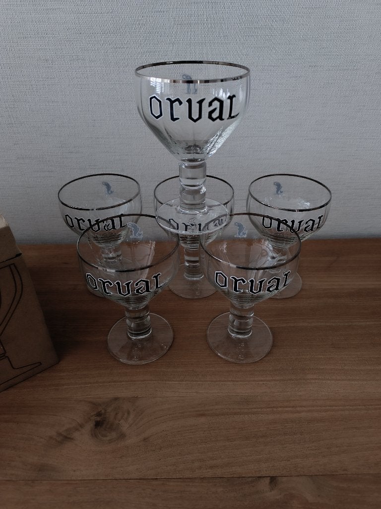 6 nieuwe ORVAL glazen 33cl in de originele doos, Verzamelen, Biermerken, Ophalen of Verzenden, Nieuw, Glas of Glazen, Overige merken