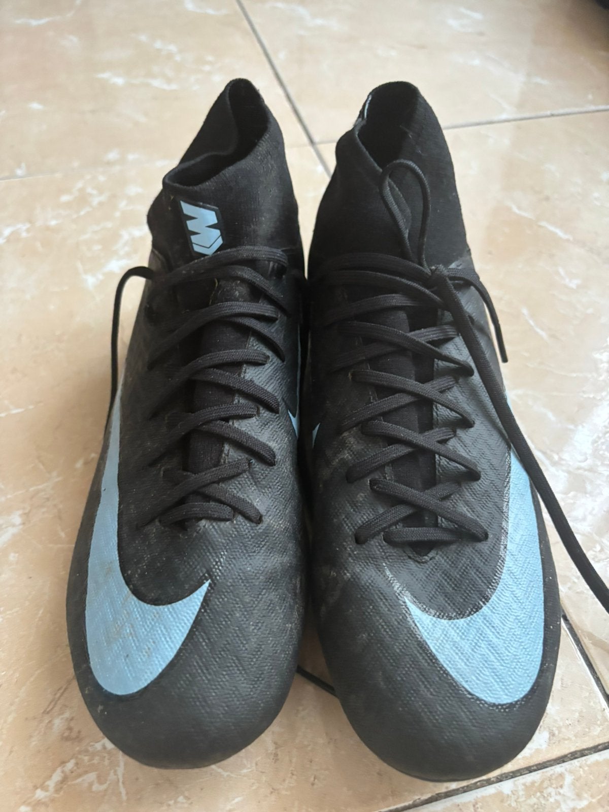 Crampon, Sport en Fitness, Voetbal, Ophalen, Gebruikt, Schoenen