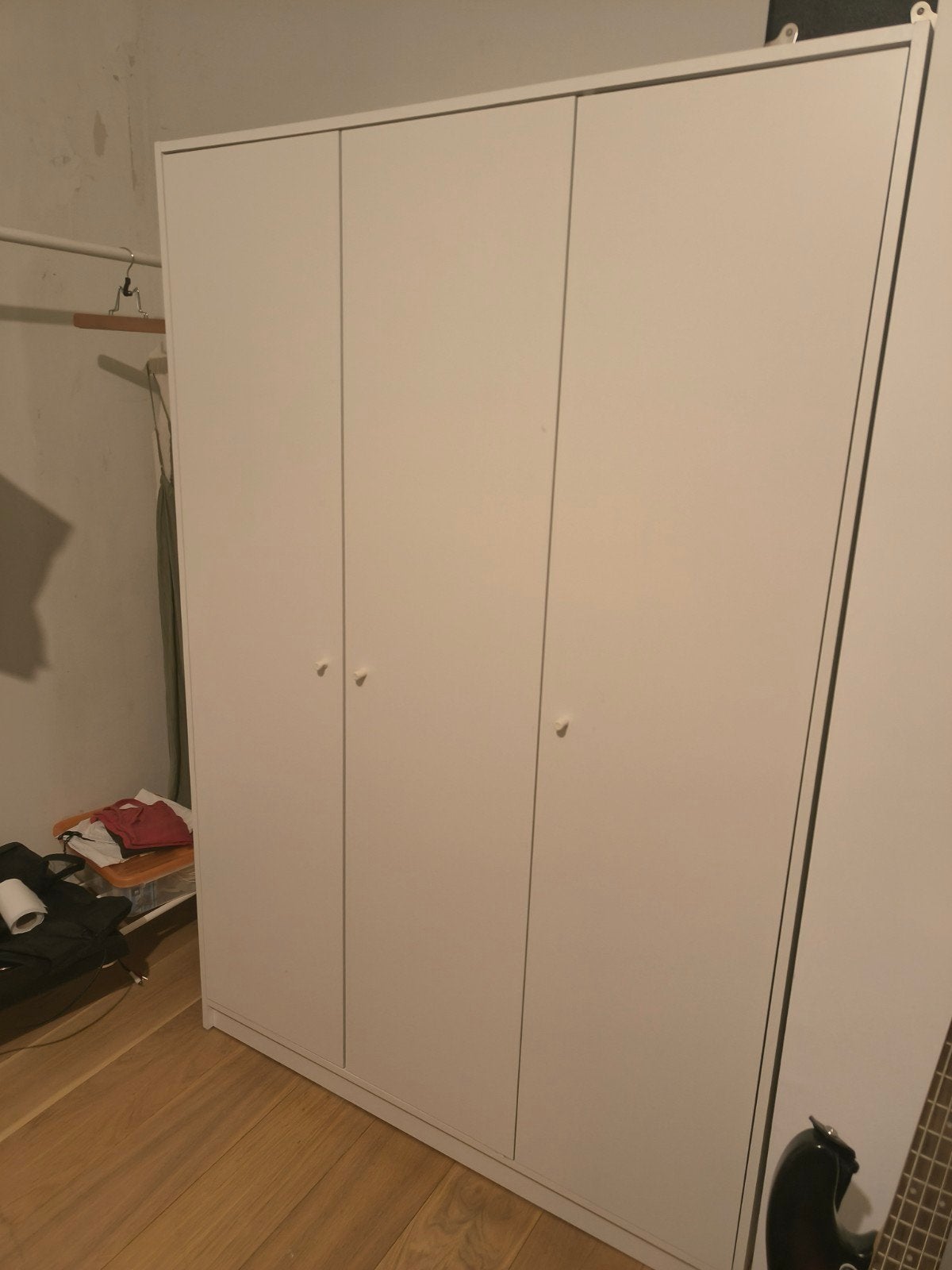 Handige kledingkast - Ikea Kleppstad, Ophalen