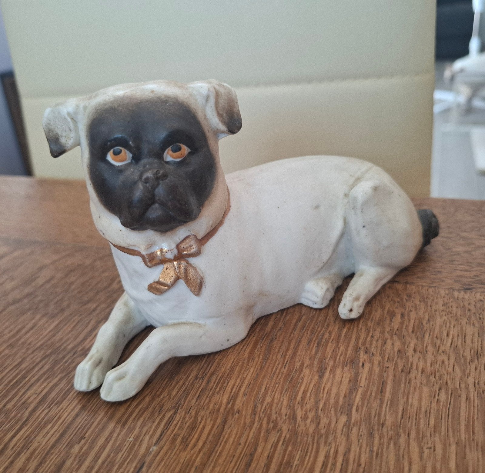 Statue de chien, Enlèvement ou Envoi