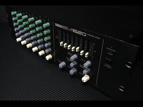 yamaha em1620 mengversterker 200 w, Muziek en Instrumenten, Mengpanelen, Gebruikt, 5 tot 10 kanalen, Microfooningang, Ophalen