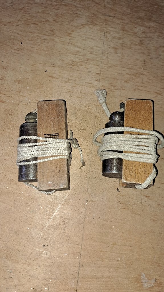 schietlood van grootvader  1 euro/stuk     allerlei   opkuis, Ophalen