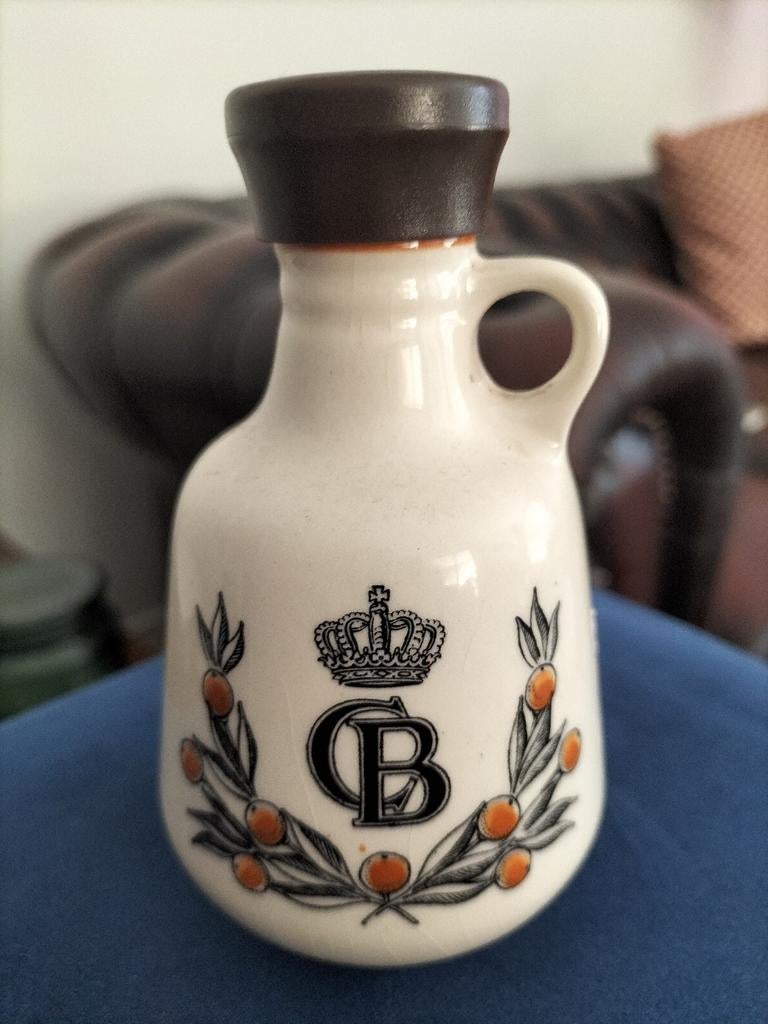 Kruikje tgv huwelijk prinses Beatrix en Claus Von Amsberg, Verzenden