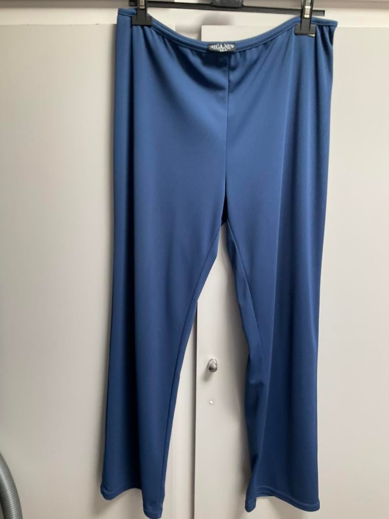 Bauwe damesbroek met brede pijpen merk Mega New XL, Enlèvement ou Envoi, Comme neuf, Taille 46/48 (XL) ou plus grande