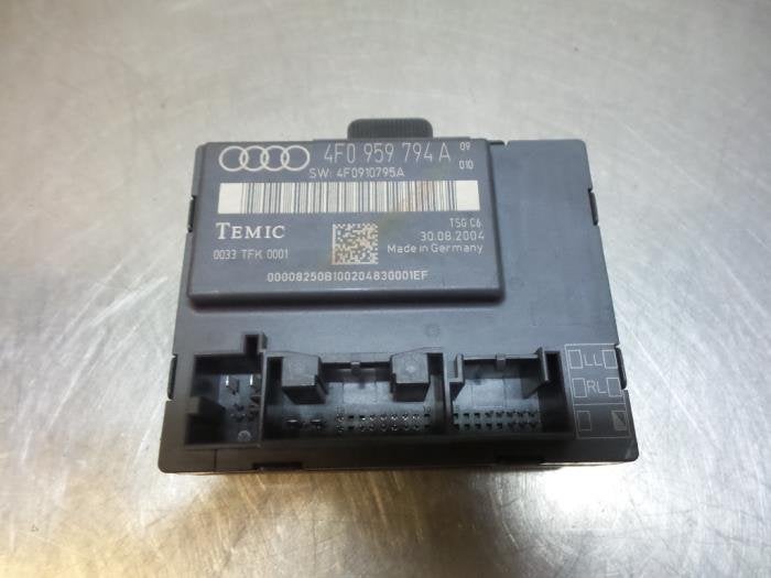 Module verrouillage central des portes d'un Audi A6 (A6 04-), -, 3 mois de garantie, Audi, Utilisé