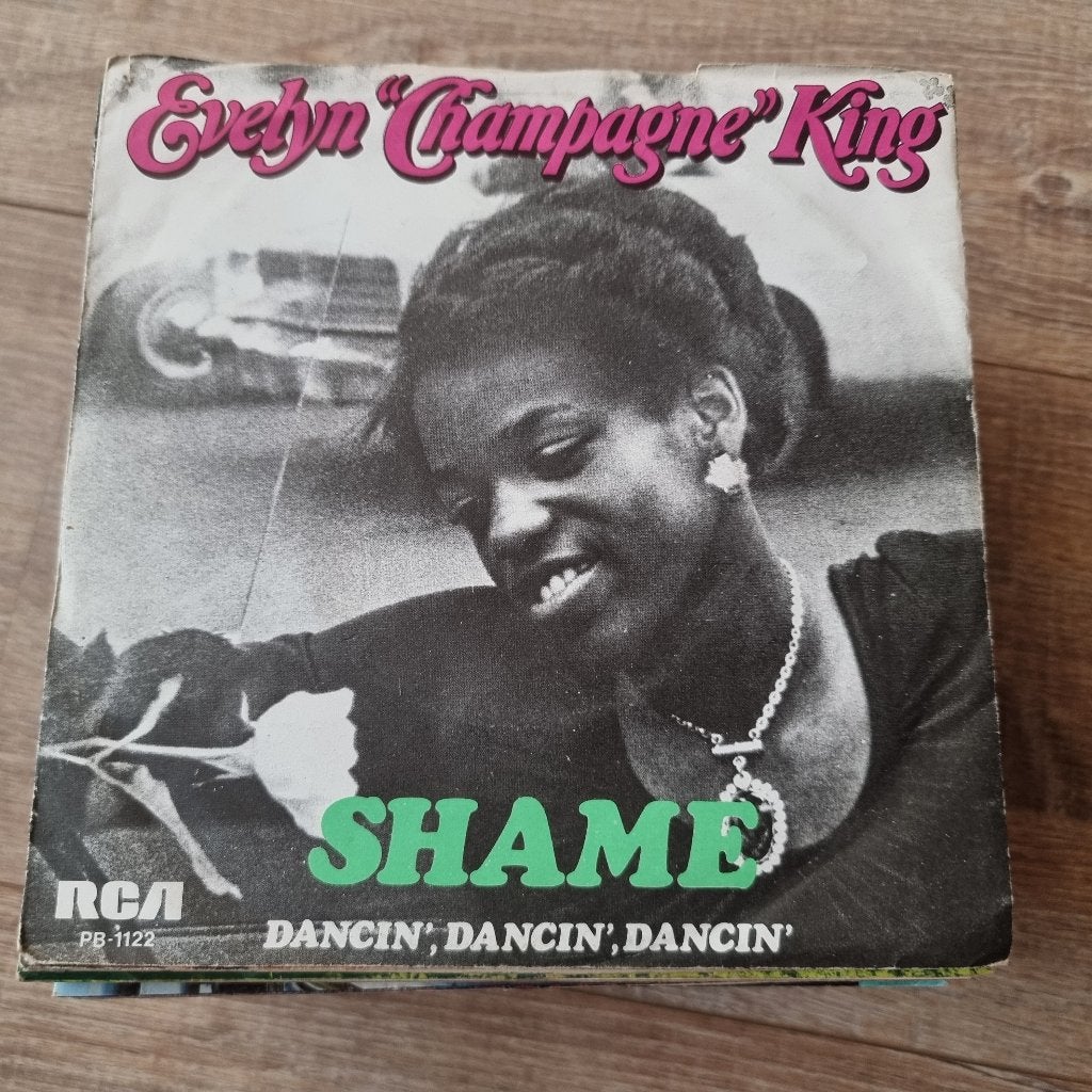 7" Evelyn "Champagne" King – Shame, CD & DVD, Enlèvement ou Envoi, Utilisé, 7 inch, R&B et Soul