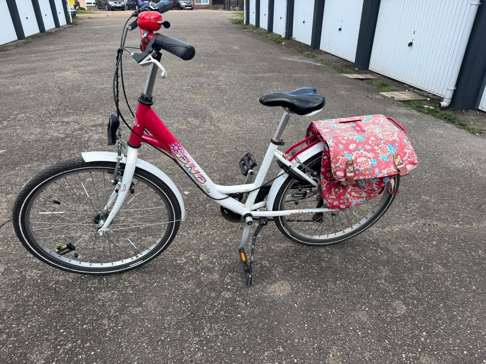 24 inch BNB meisjesfiets, Ophalen, Versnellingen, Schijfrem, Gebruikt