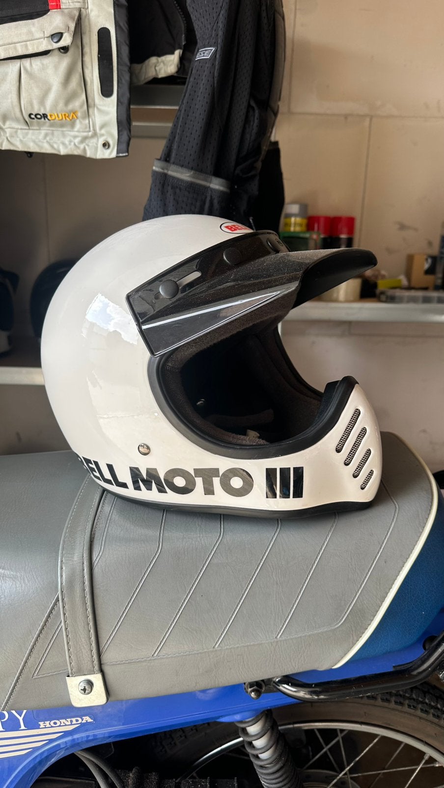 Bell Moto 3 helm – Gloss White – maat M – zeer nette staat, Motoren, Kleding | Motorhelmen, Overige merken, M, Offroadhelm, Dames