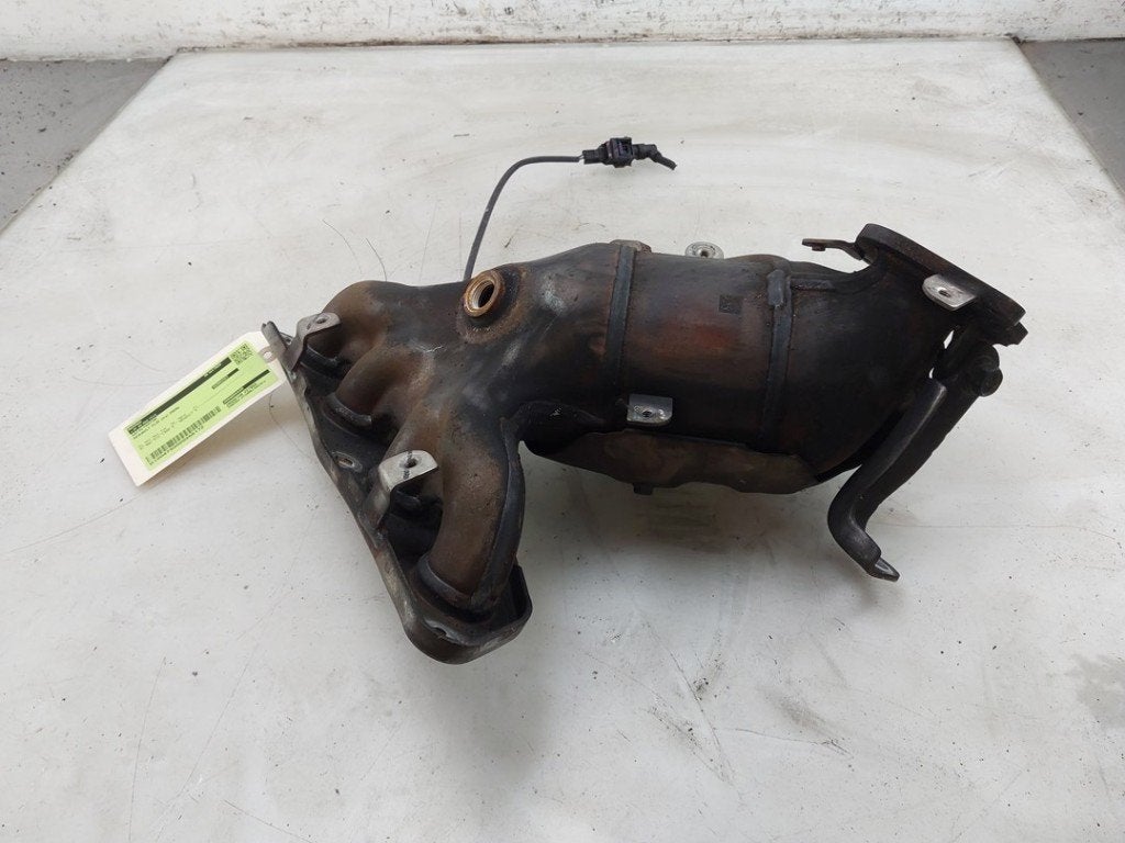 CATALYSEUR Renault Clio V (RJAB) (01-2019/-) (|208A00444R|), Renault, Utilisé, Peter-Huppertz-Straße 5
51063  Köln, DE, Dialog.deutschland@renault.de