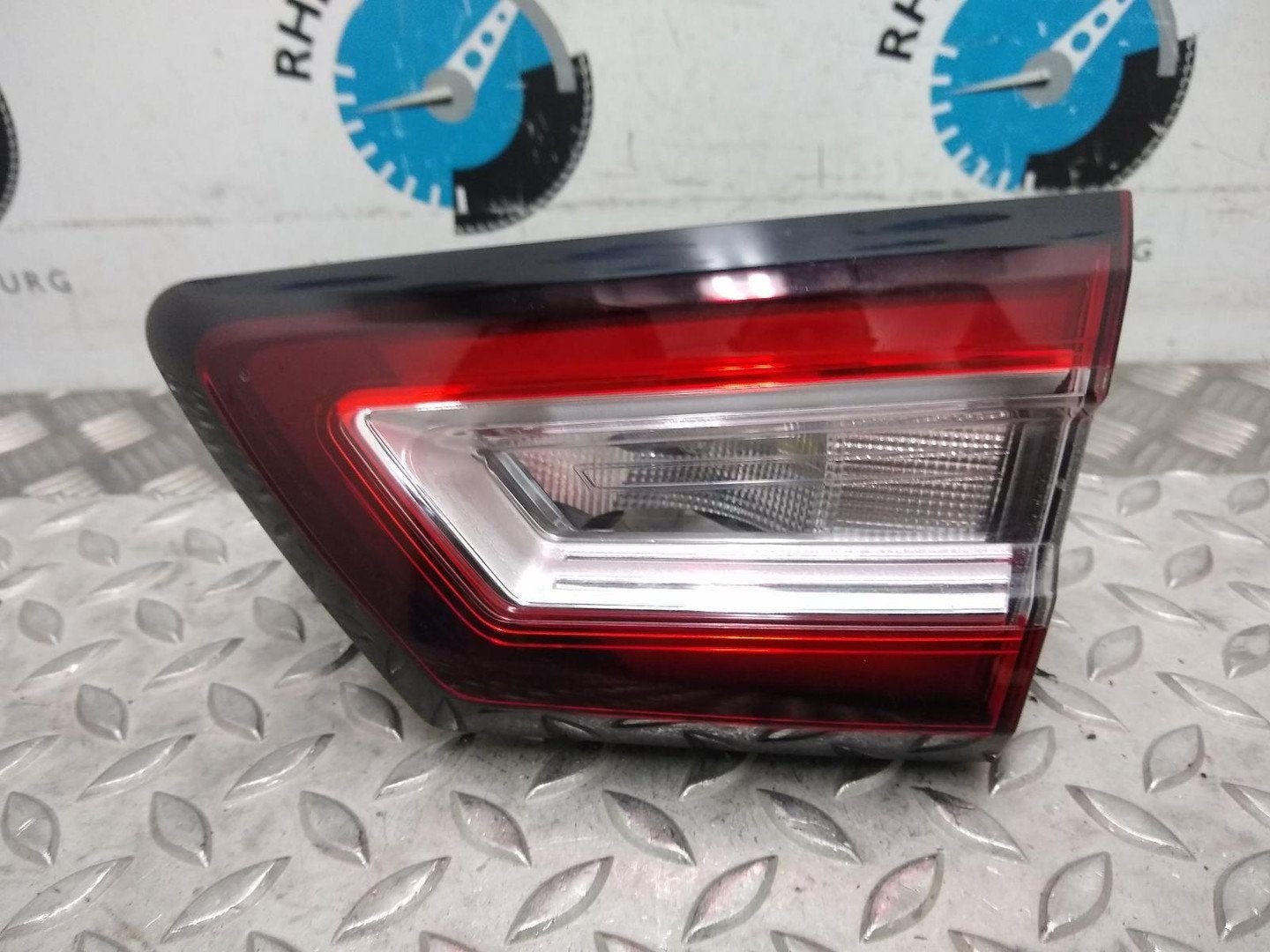 RENAULT CLIO 1.2 TCe Intens  ACHTERLICHT R 2017, Ophalen of Verzenden, Gebruikt, Stiba lid