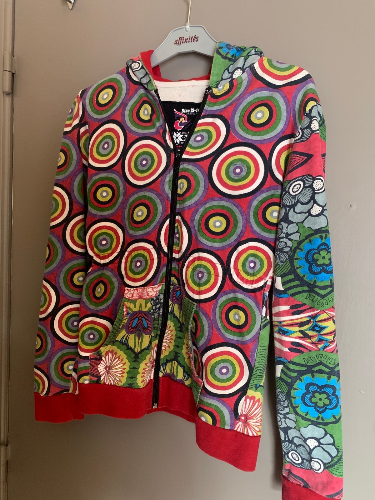 Desigual vest met ritssluiting maat 13/14 jaar, Ophalen of Verzenden, Gebruikt, Meisje, Trui of Vest