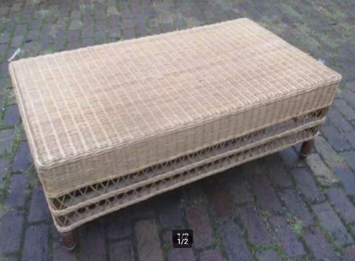Belle table basse rétro en osier - 112 x 62 x 44, Enlèvement, Comme neuf, Autres matériaux