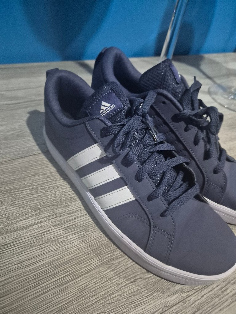 Basket Adidas, Enlèvement, Comme neuf, Chaussures