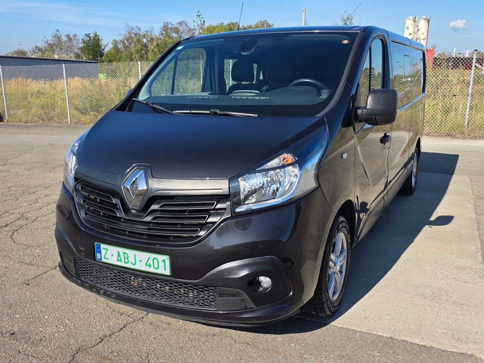 Renault Trafic 2018 — 1.6 Diesel — 6 places — EXPORT, Achat, Entreprise, Boîte manuelle, https://public.car-pass.be/vhr/260c11c8-4645-4bc4-9bd2-643571a7bad0