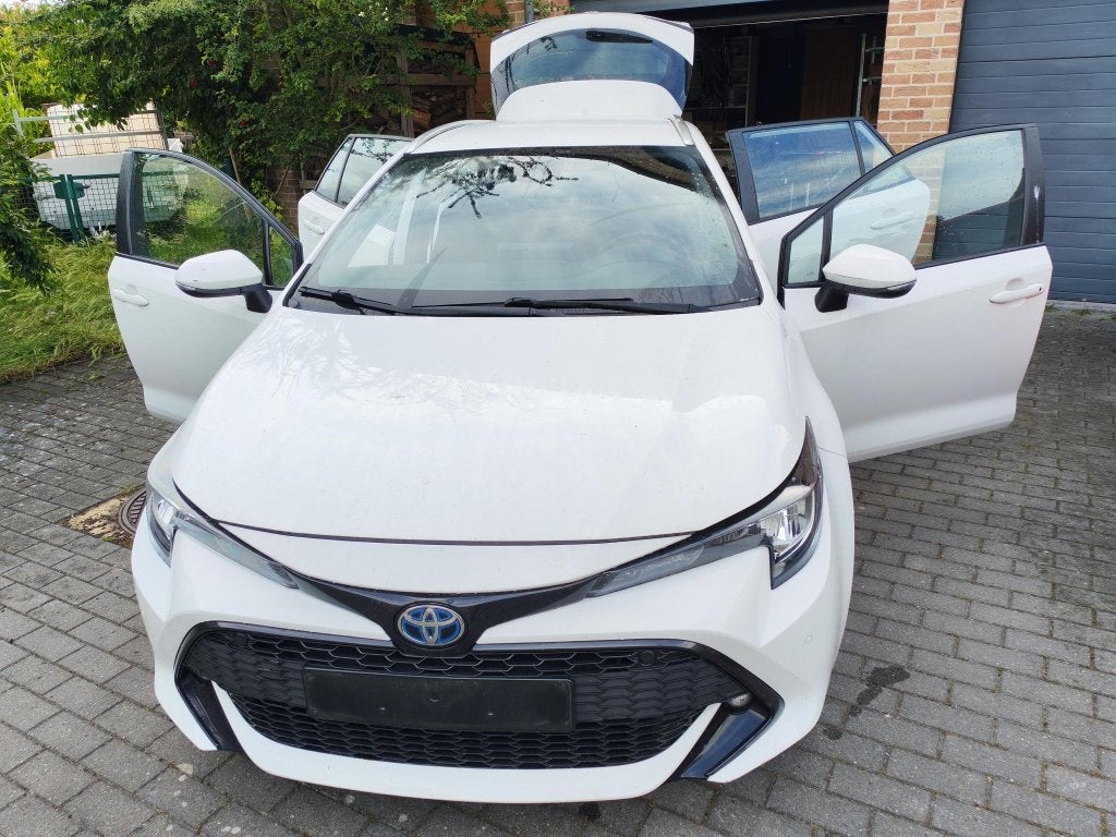 Toyota Corolla Touring Sports 1.8 Hybride 2022 – 83.500 km, Autos, Achat, Euro 6, 72 kW, 5 portes