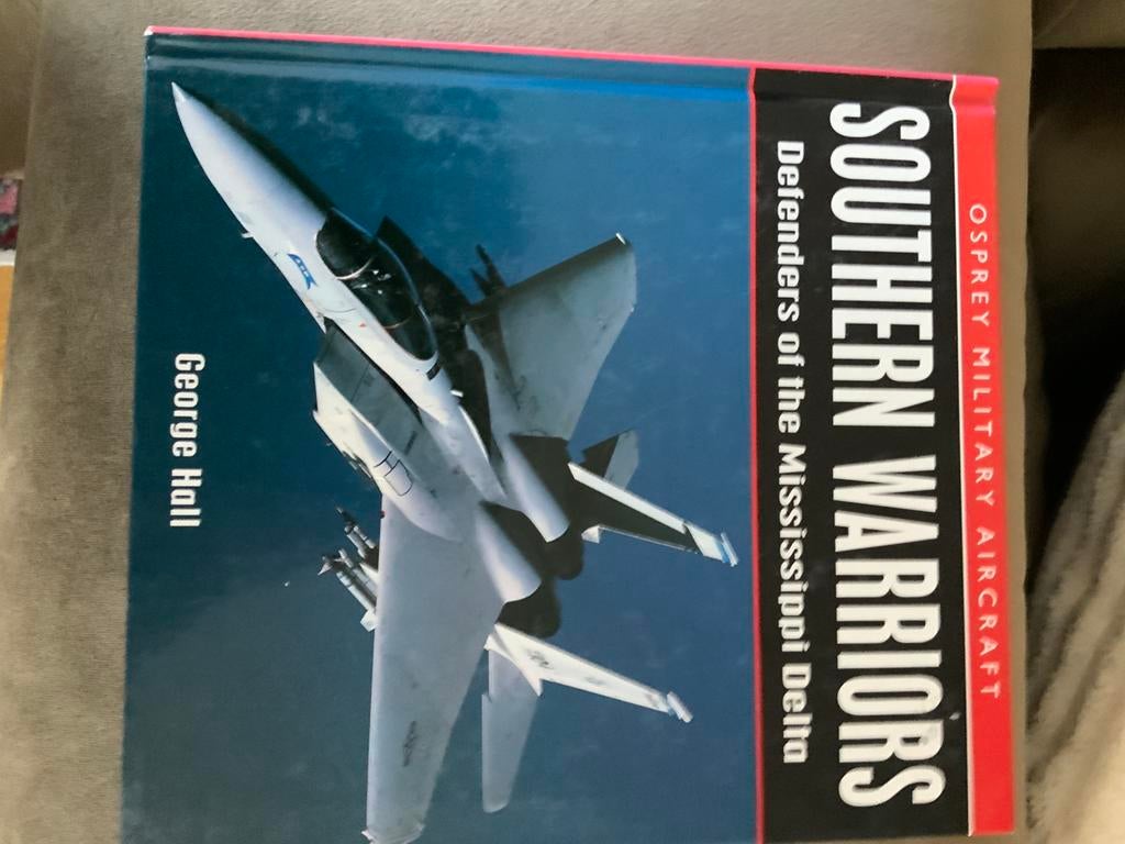 Osprey Military Aircraft & Koku Fan Illustrated, Armée de l'air, Enlèvement ou Envoi, Utilisé, Ne s'applique pas