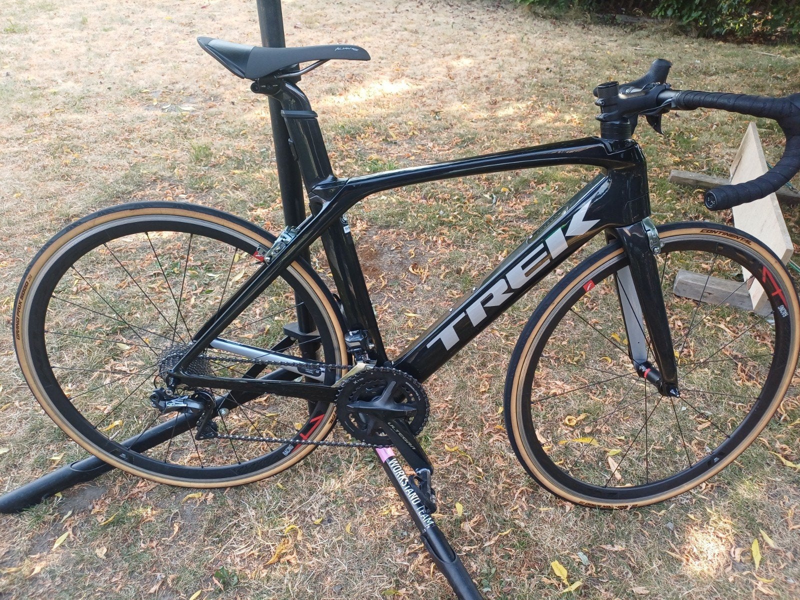 TREK madone sl6 500 oclv carbon, Fietsen en Brommers, Fietsen | Racefietsen, Ophalen, Carbon, 10 tot 15 versnellingen, Zo goed als nieuw
