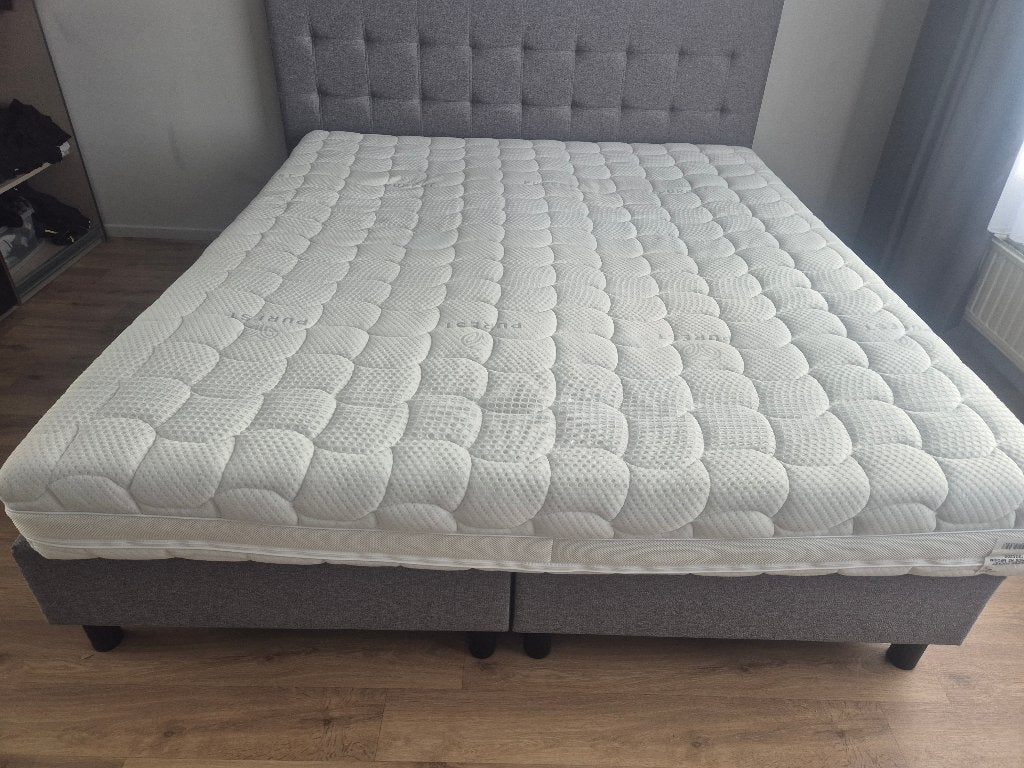 Boxspring en matras 180x200, Gris, Enlèvement, Utilisé, 180 cm
