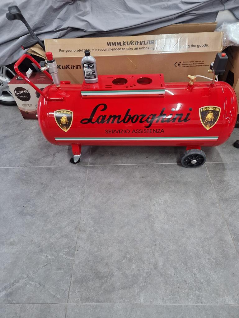 Compresseur personnalisable de marque bauger, Doe-het-zelf en Bouw, Compressors, Nieuw, Mobiel, 10 bar of meer, 100 liter of meer