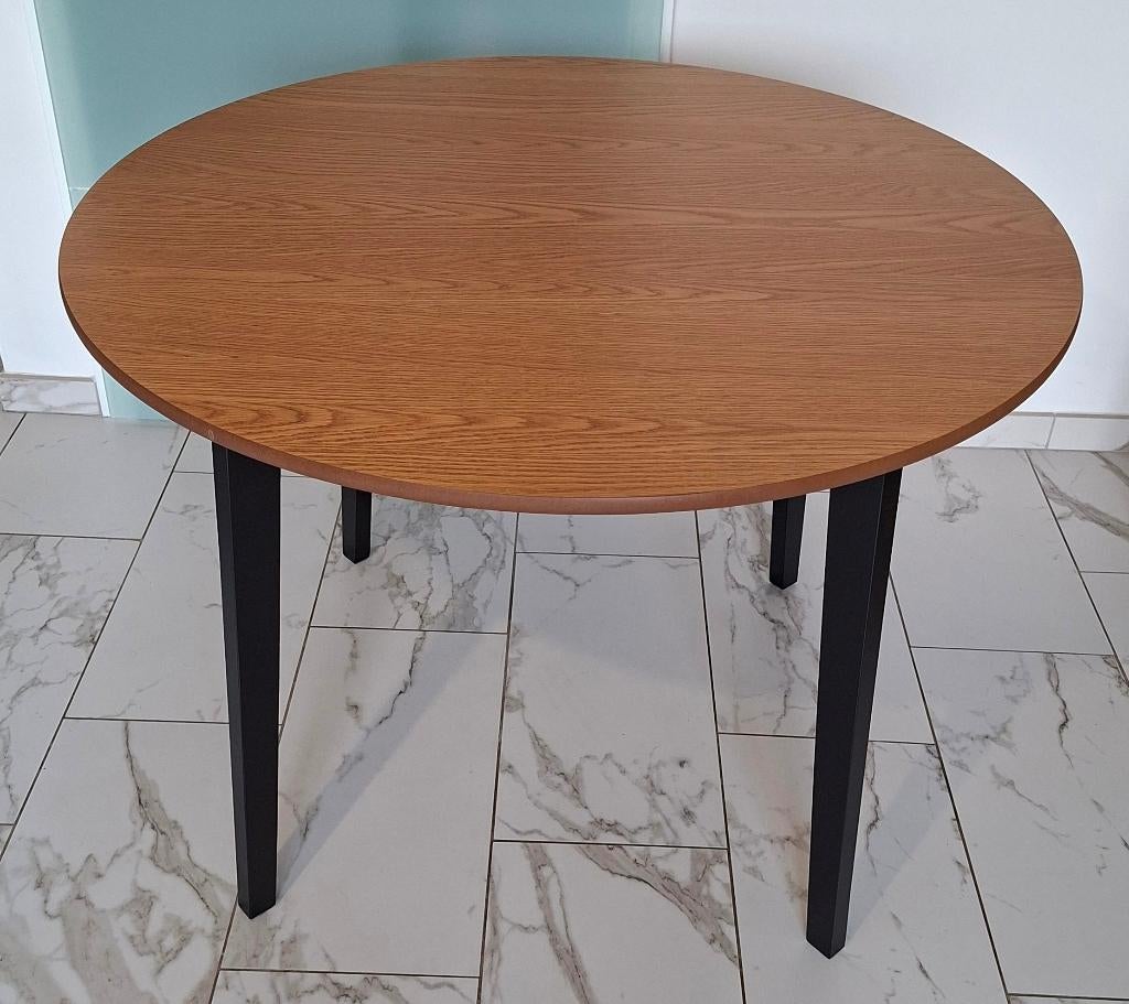 Table ronde diamètre 105cm - état neuf., Maison & Meubles, Tables | Tables à manger, 100 à 150 cm, Quatre personnes, Rond, Comme neuf