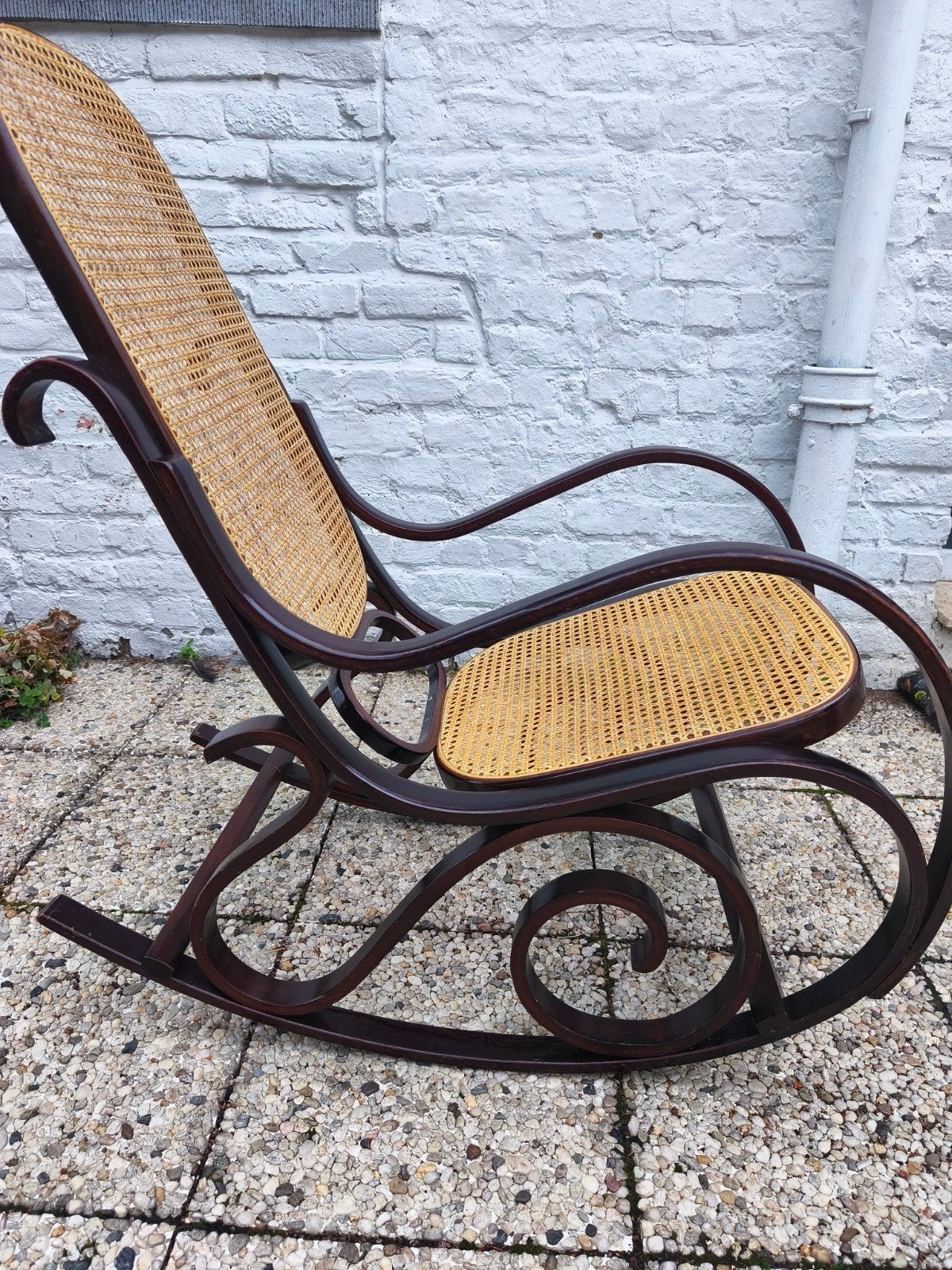 Schommelstoel in Thonet-stijl, Ophalen