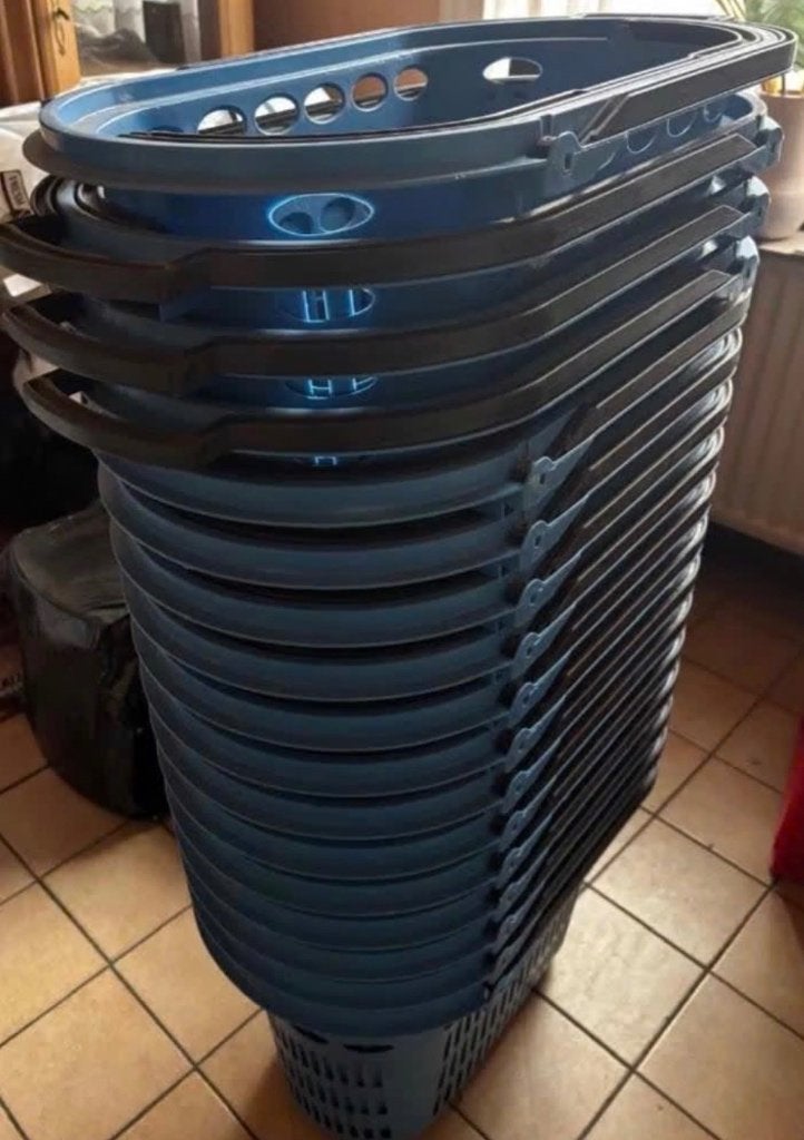 20 manden Kunststof karren met handgrepen en wielen, 80 tot 100 liter, Ophalen, Gebruikt, Transportkar