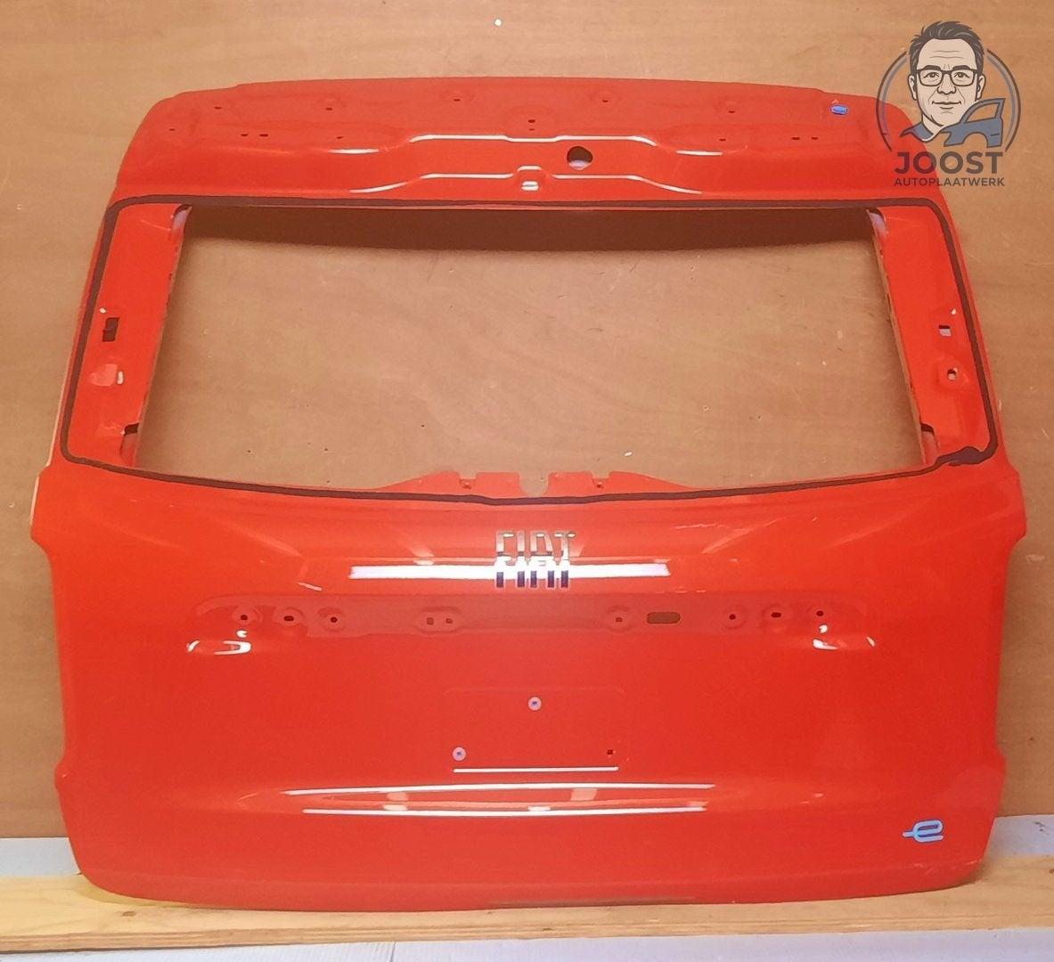 Achterklep orgineel Fiat 600E vanaf 2023, Gebruikt, Ophalen of Verzenden, Achter, Fiat