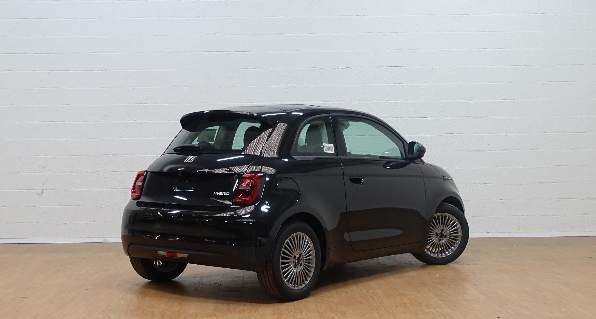 Fiat 500 1.0 Hybrid ICON +comfort pack+pano dak, Auto's, Voorwielaandrijving, 4 zetels, Stof, Gebruikt