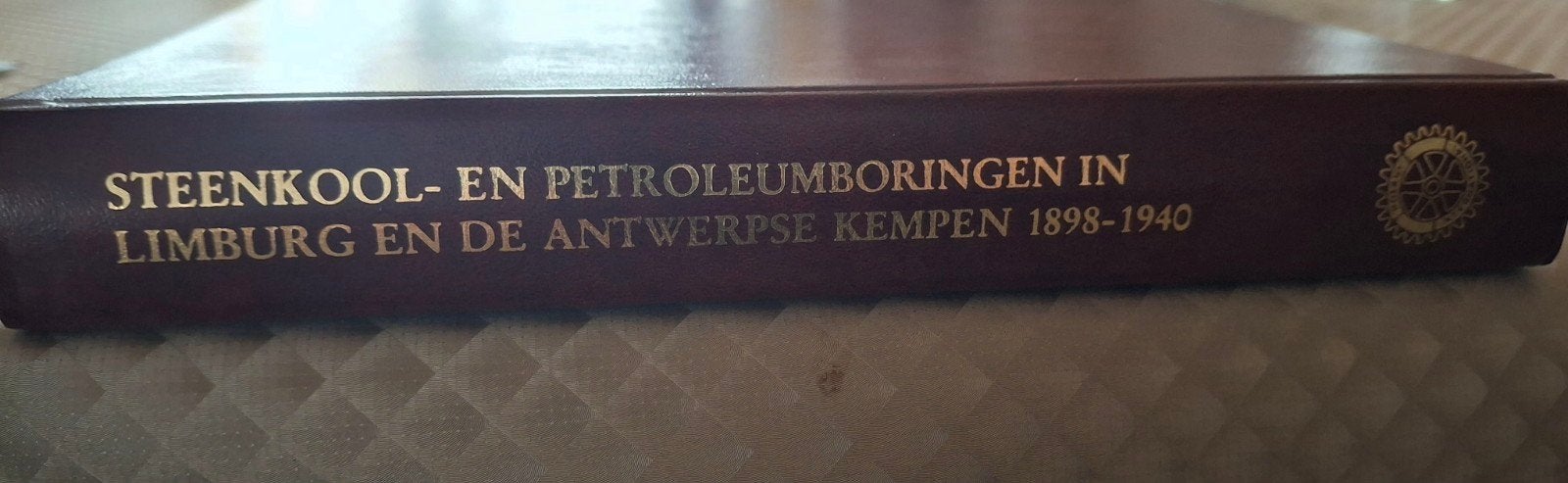 boek ivm mijnen, Boeken, Geschiedenis | Stad en Regio, Ophalen, Zo goed als nieuw