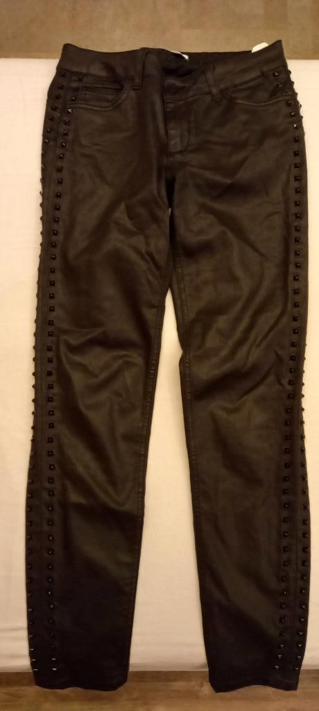 pantalon en faux cuir noir à clous Liu Jo taille 28, W28 - W29 (confection 36), Enlèvement ou Envoi, Liu Jo, Comme neuf
