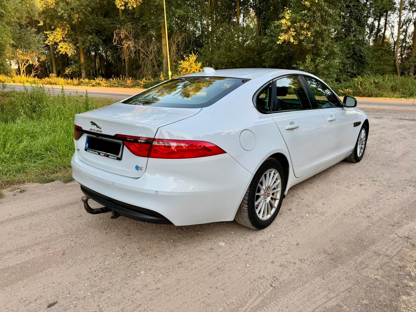 JAGUAR XF 2.0 DIESEL 163PK | AUTOMAAT | CAMERA | LED |Euro6b, Auto's, Automaat, 4 deurs, Achterwielaandrijving, 4 cilinders