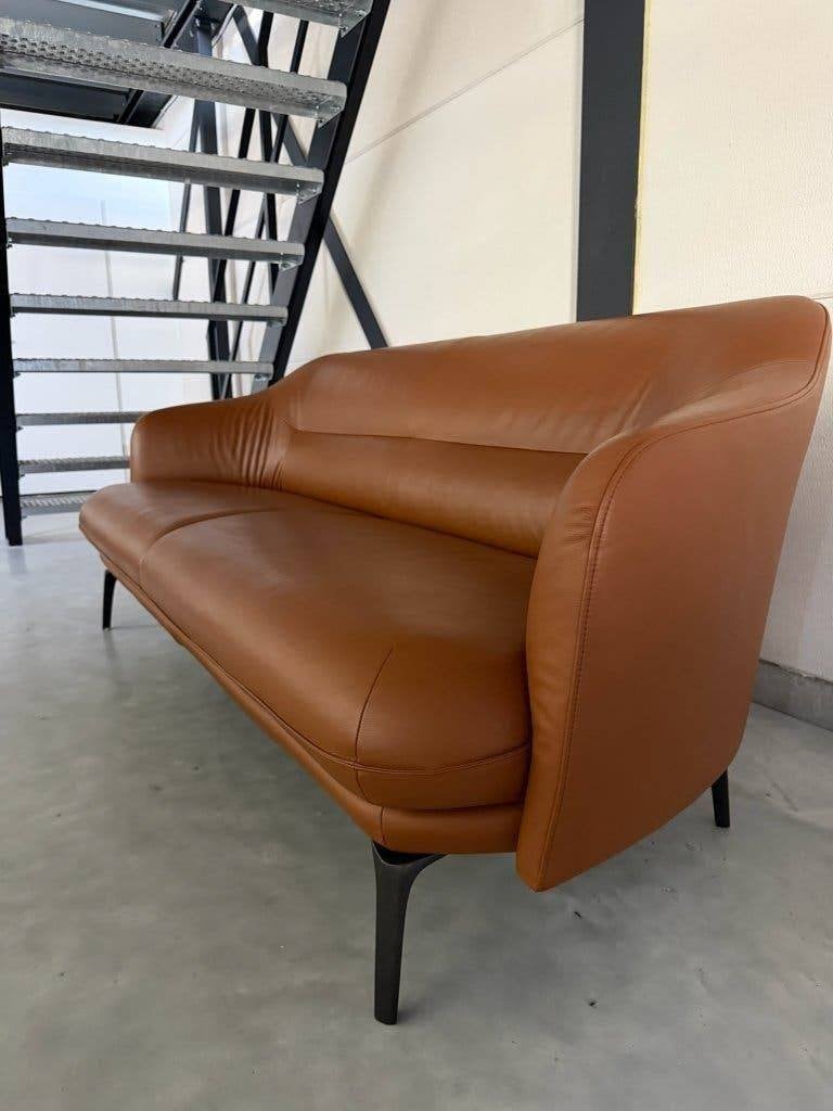 Leolux Lindo - Cuir cognac - Très bon état, Maison & Meubles, 200 à 250 cm, Pode Jori Harvink, Banc droit, Comme neuf