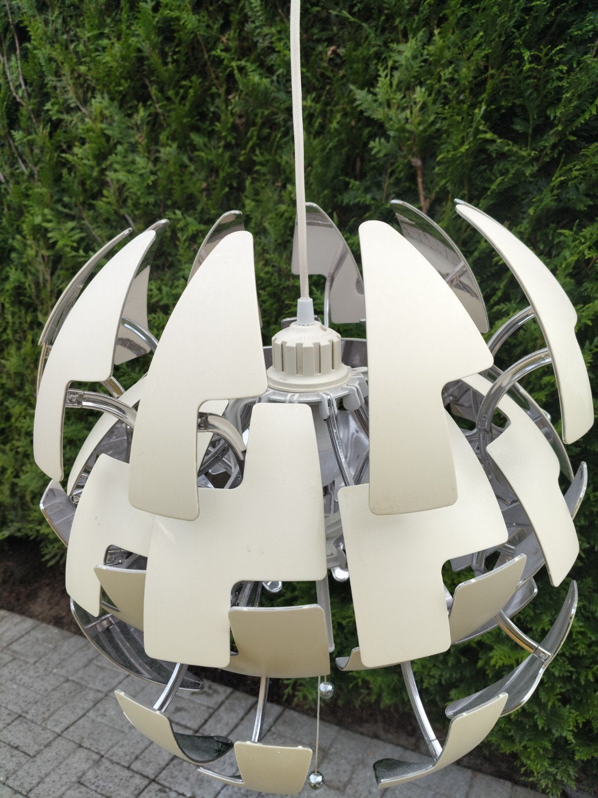 Ikea lamp, Ophalen