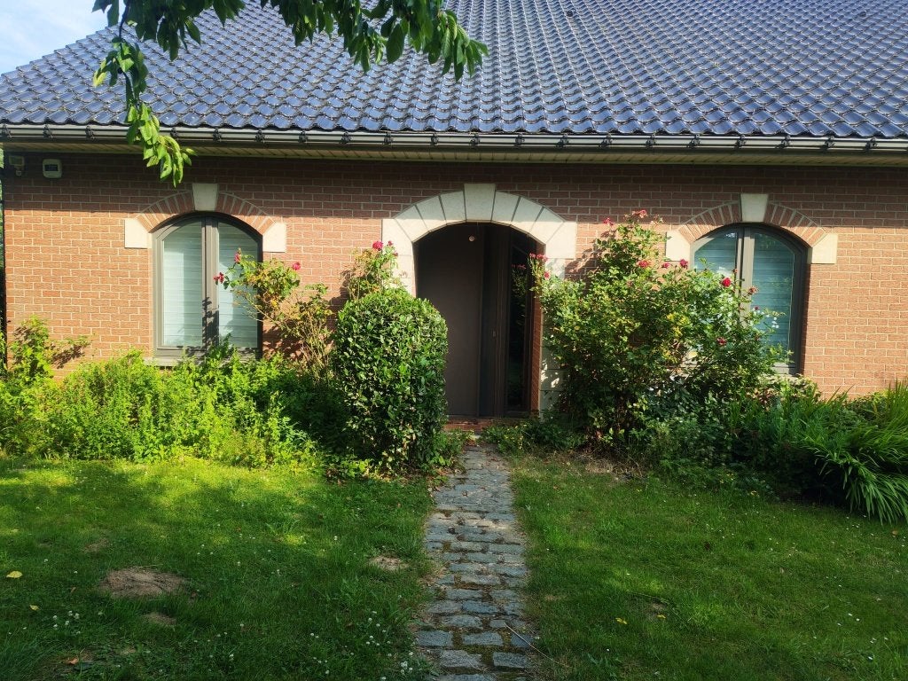 Villa 4 façades a vendre, C pré travaux, Frasnes, 4 pièces, Province de Hainaut