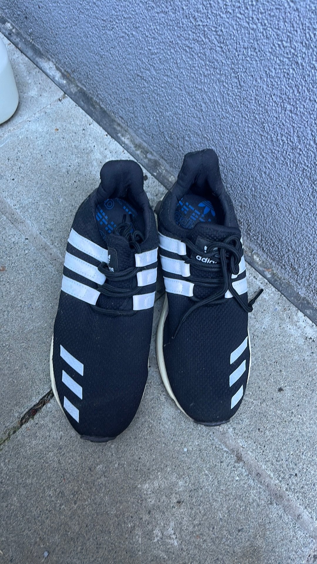 Adidas pointure 41   15 €, Enlèvement, Comme neuf