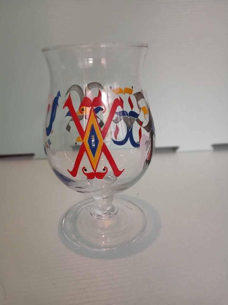 Mooi DUVEL LETMAN staand glas in perfecte staat, Ophalen of Verzenden, Nieuw, Glas of Glazen, Duvel