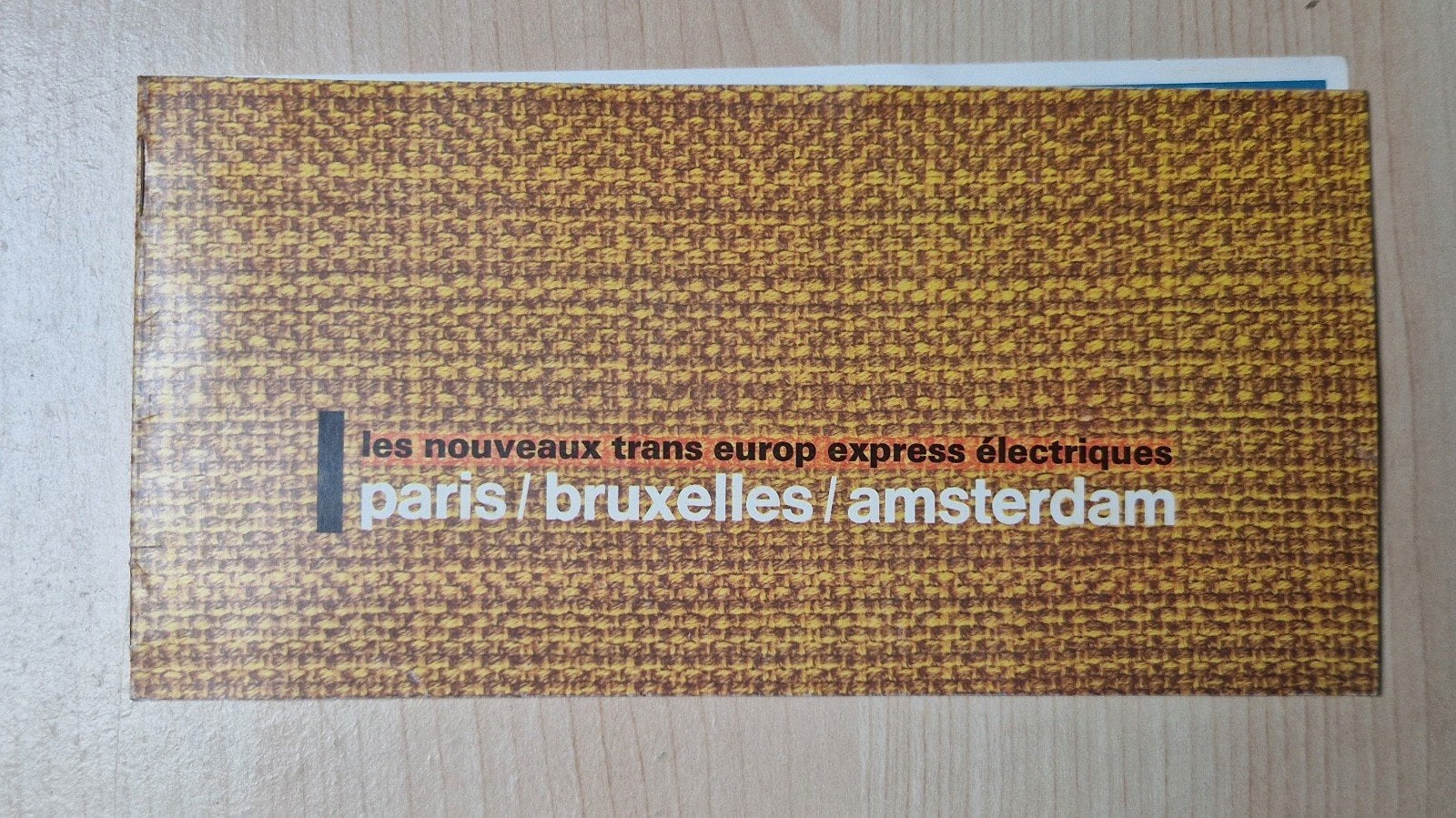 les nouveaux trans europ express électriques paris / bxl, Collections, Trains & Trams, Enlèvement ou Envoi